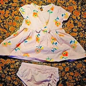$3for12$$$NEVER WORN without tags 2 piece baby girl outfit 3mo.